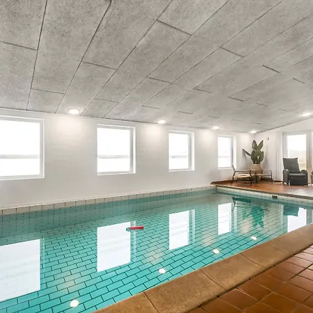 Moderniseret, Flot Poolhus Til 8 Personer Sj270 *