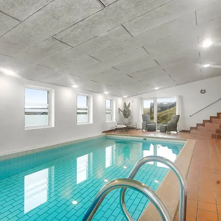 Σπίτι διακοπών Moderniseret, Flot Poolhus Til 8 Personer Sj270